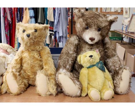 Three Modern Steiff Bears, 1908 yellow plush, 1904 Barle and brown tipped large joined Steiff (3)