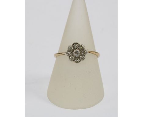 18ct gold and platinum diamond flowerhead ring, size U 