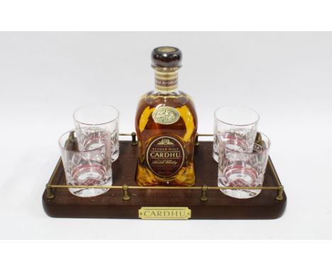 Cardhu Single Highland Malt Scotch Whisky, 12 years, in display serving tray with four cut glass Cardhu whisky tumblers 