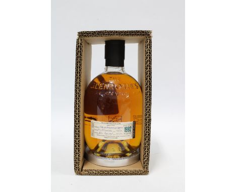 The Glenrothes Single Speyside Malt Scotch Whisky, distilled in 1992 and bottled in 2004, in cardboard display box (a/f) with