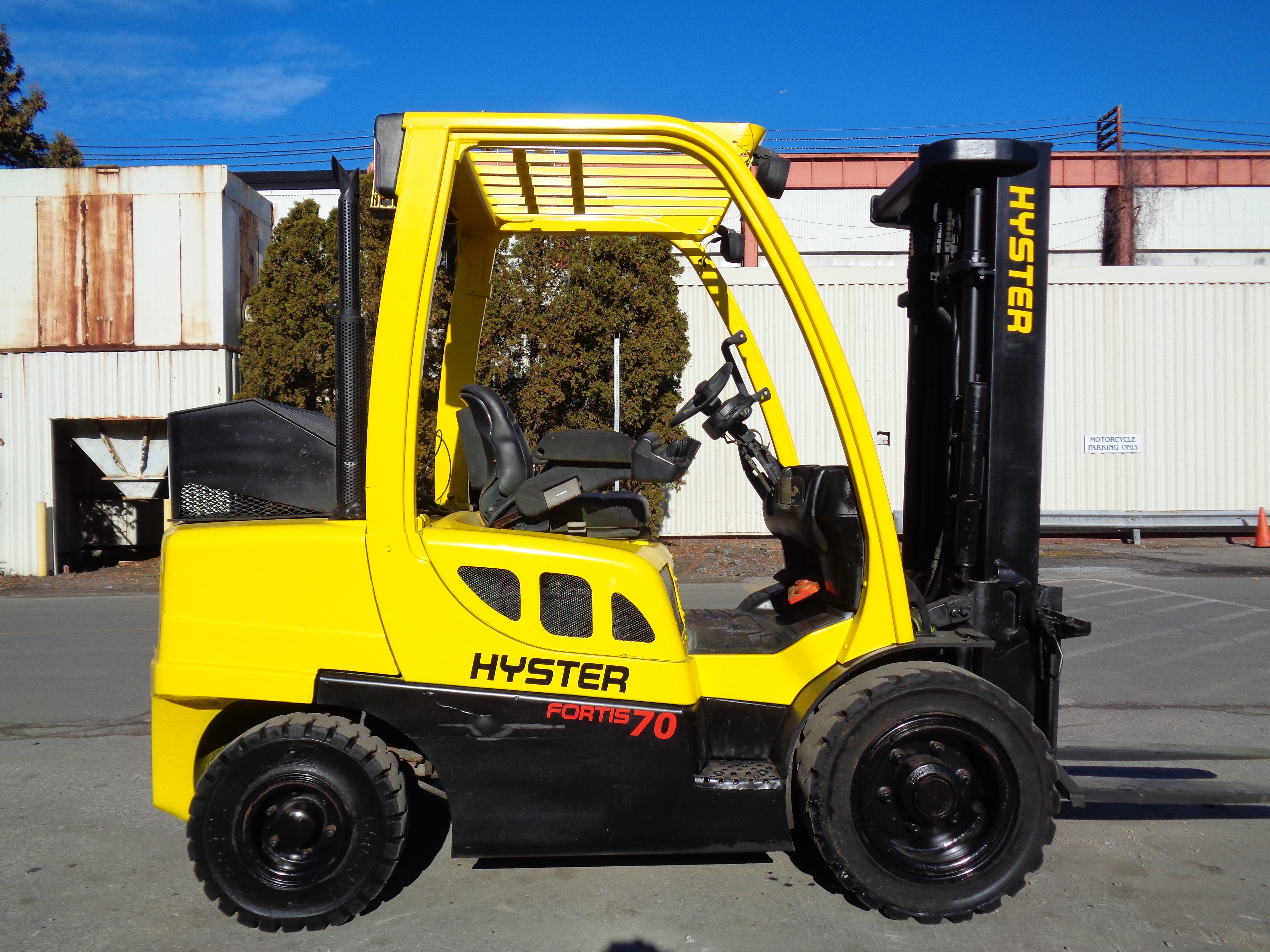 Make Hyster Model H70FT SN L177B13552E Hours 950 Propane (bottle
