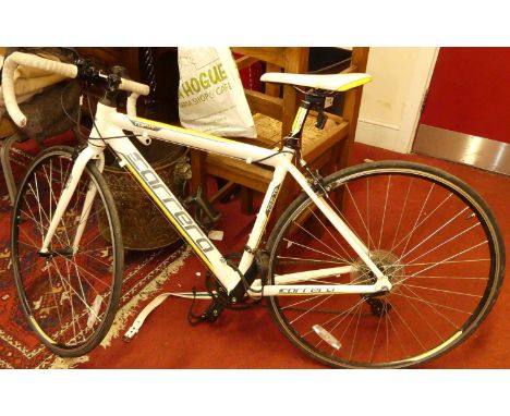 A Carerra 7005 T6 road bike