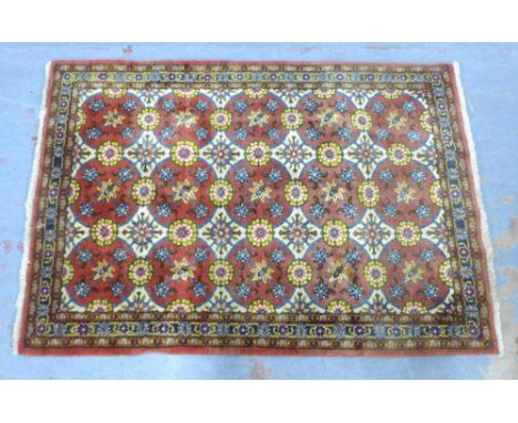 Persian Varamin rug, 156 x 105cm.