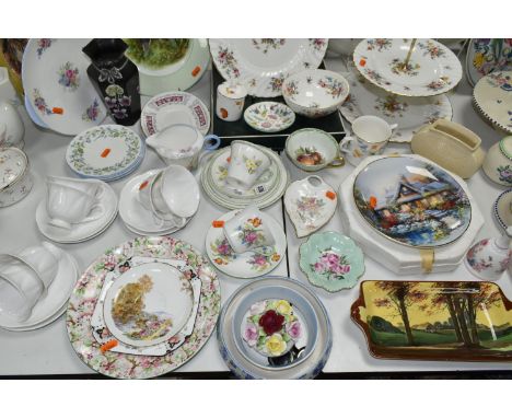 A GROUP OF SHELLEY, MINTON AND ROYAL DOULTON TEA AND GIFT WARES, forty five pieces to include a Shelley trio and side plate d