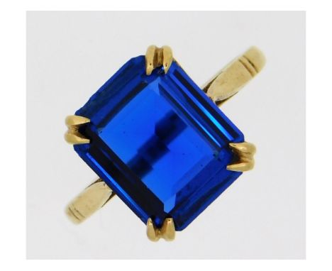 A 9ct gold ring set with blue paste stone of 11.5mm x 9.5mm, 3.17g, size L