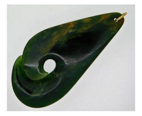 A New Zealand emperor jade pendant, 69.5mm high, 20.9g