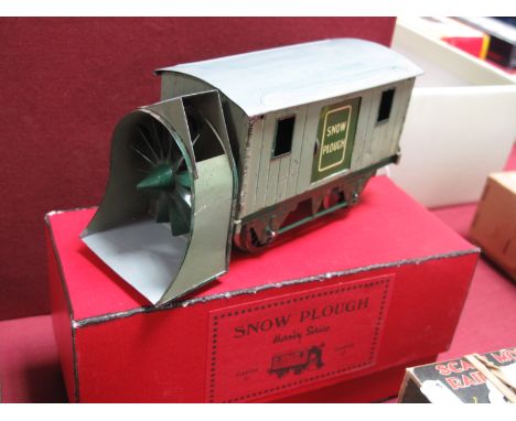 A Hornby 'O' Gauge/7mm Pre-War Snow Plough Wagon, green chassis, grey body with green door/lining, complete but playworn, plu