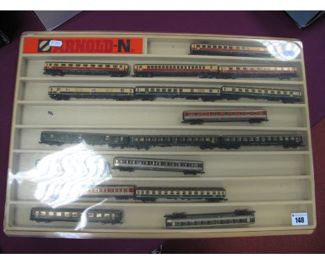 Seventeen 'N' Gauge Eight Wheel Express Coaches of the German DB Railway, various liveries "Speisewagen" "Trans Europ Express