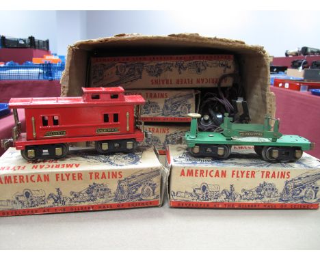 A Mid XX Century 'O' Gauge American Flyer Train Set, comprising a 2-4-4 locomotive and tender and three eight wheel pieces of