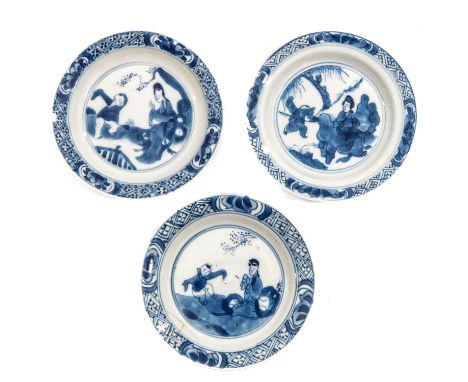 Blue and white decor, depicting Chinese figures in garden, Kangxi Period, 10 cm. in diameter, in diverse conditions.