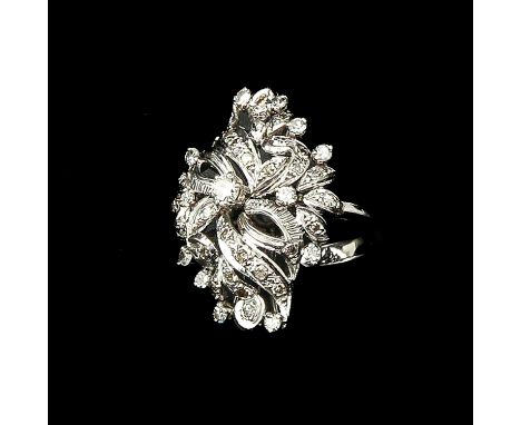 23 x 32 mm. ring size 16.