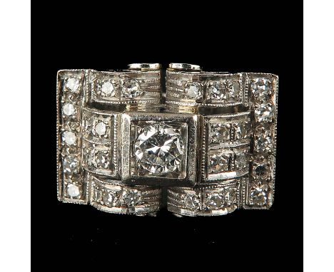 Set with brilliant cut diamonds largest diamond is 0.2 carat ring size 16.