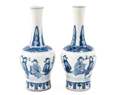 Depicting scene in garden with Chinese figures, Kangxi mark, 25 cm. tall. 