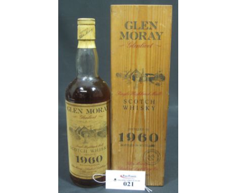 Glen Moray 'Glenlivet' Single Highland Malt Scotch whisky distilled in 1960, bottled in Scotland in 1987, 26 years old.  Numb