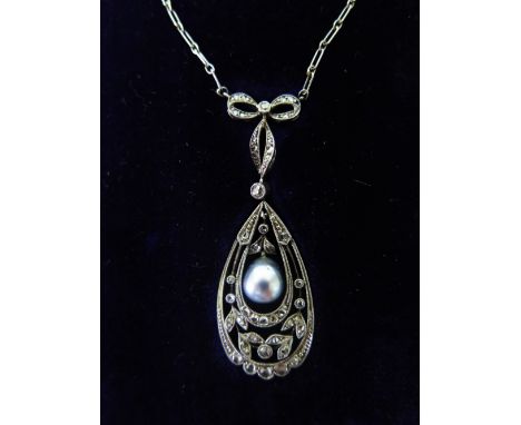 A Pretty Silver Grey Pearl and Diamond Necklace in a fitted James Aitchison Case, 45mm drop, 5.4g