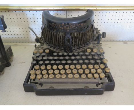 A Royal Bar lock Typewriter, early 1900's
