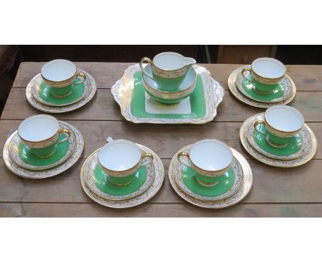 COPELAND SPODE OAKLEY TWENTY-ONE PIECE TEA SET