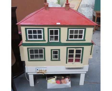 VINTAGE ELECTRIC WOODEN DOLLS HOUSE WITH FURNITURE 