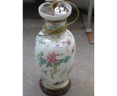 ORIENTAL CERAMIC TABLE LAMP