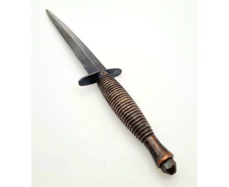 Vintage WW2 or Slightly Later Fairbairn Sykes Style Fighting Knife (possibly 3rd Pattern) marked with Cross Keys symbol on hi