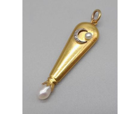 A Vintage 18K Yellow Gold Diamond and Seed Pearl Crescent Moon Pendant. 4cm. 3.45g total weight. 