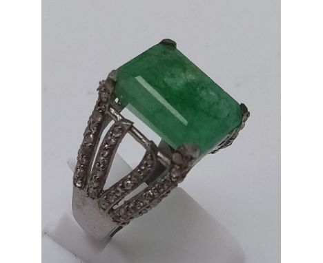 7.90cts Emerald Ring with 1.15cts Rose Cut Diamond Accents in 925 Silver, SIZE M 