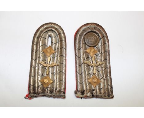 A pair of Imperial German Air Force Captain's rank embroidered epaulettes
