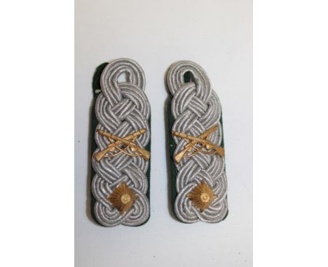 A pair of Second War German Army Officer's Rifle Regiment epaulettes
