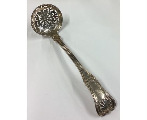 A large silver double-struck King's pattern ladle. Approx. 38 grams. Est. £30 - £40.