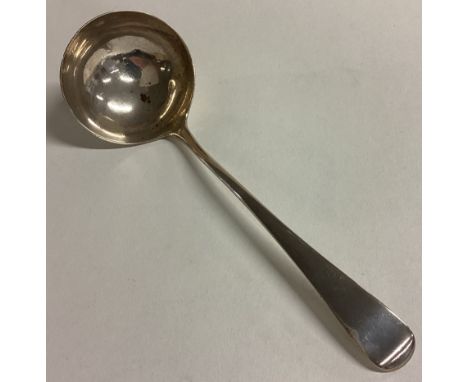 A Georgian silver OE pattern ladle. London. Approx. 38 grams. Est. £30 - £40.