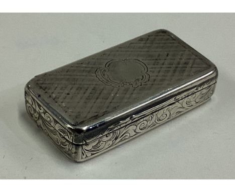 A Victorian silver snuff box. Birmingham 1843. By Edward Smith. Approx. 47 grams. Est. £80 - £120.