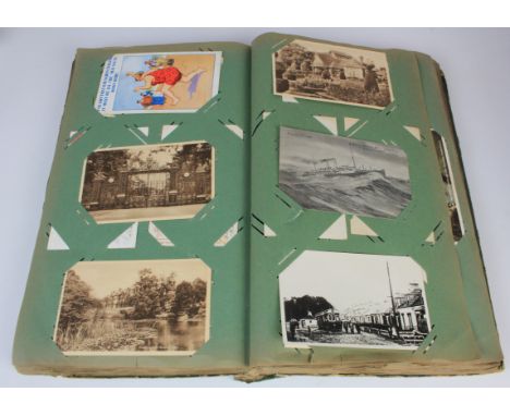 Vintage green album containing general collection    (approx 350 cards)