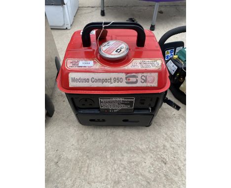 A MEDUSA COMPACT 950 GENERATOR 