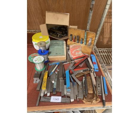 AN ASSORTMENT OF ENGINEERS TOOLS TO INCLUDE SOLDERING WIRE AND GUAGE BLOCKS ETC 