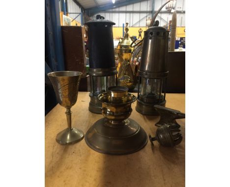 TWO VINTAGE MINERS LAMPS, A BRASS CANDLESTICK, SMALL ANVIL, ASIAN PRAYER BELL, ETC 