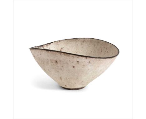 § Dame Lucie Rie D.B.E. (British 1902-1995) Bowl, c.1968 impressed artist's seal, with manganese rim(9.2cm high, 20cm across 
