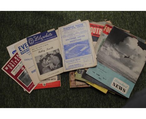Collection of assorted Football programmes inc. Arsenal v Colchester United 1958, West Ham United v Tottenham 1959 etc 