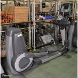 LIfe Fitness 95x Elliptical cross trainer