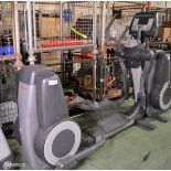 LIfe Fitness 95x Elliptical cross trainer