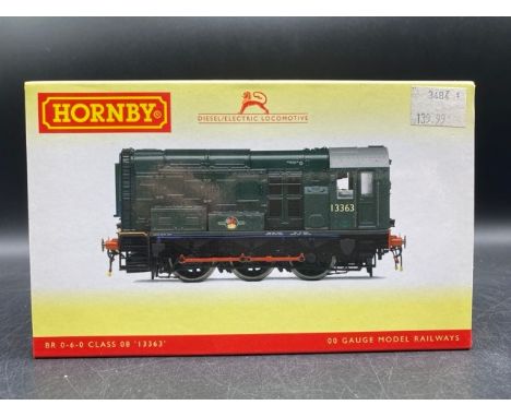 Hornby R3484 Class 08 shunter 13363 in BR green with red con rods(400g)Boxed and appears to be undisturbed from packaging, so