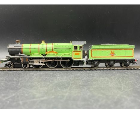 Wrenn W2221B Castle Class 4-6-0 5023 'Brecon Castle' in BR Experimental Light Green, Tested Runner (700g) Supplied in white m