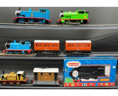 Thomas & Friends Hornby and Bachmann locos with Annie & Clarabel, Four tested runners(1600g)Hornby R9050 Devious Diesel 0-6-0