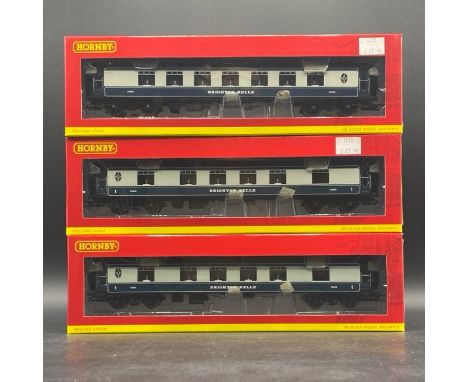 Three OO gauge Hornby Brighton Belle Car Trailers, 'As New'(800g)Hornby R4527 Brighton Belle pullman trailer third S285S in B