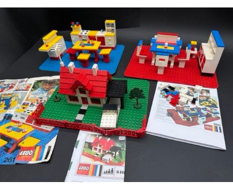 Vintage 1960s/70s Lego Sets - 260 Dolls Living Room, 261 Dolls Kitchen & House 346 & 326. (1000g)Lego Nostalgia. No Boxes. Or