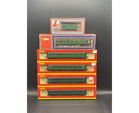 Six OO gauge Boxed SR Green coaches/vans(1150g)Hornby R4124B BR (SR) Olive green brakend coachHornby R4125A BR (SR) Olive gre