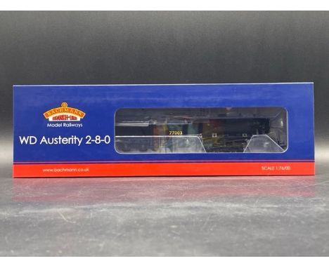 Bachmann Branchline 32-254A WD Austerity 2-8-0 77003 in LNER plain black(700g)Boxed and appears to be undisturbed from packag