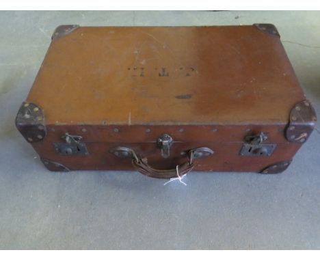 A vintage suitcase - Width 68 cm 