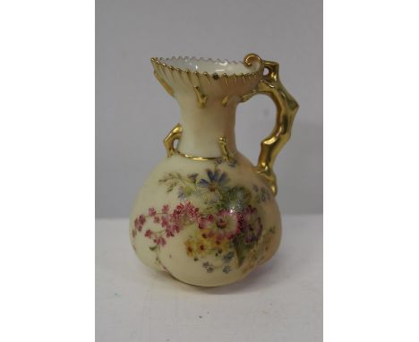 A antique c1910 Royal Worcester hand decorated blush ivory jug 1507. 12cm tall 