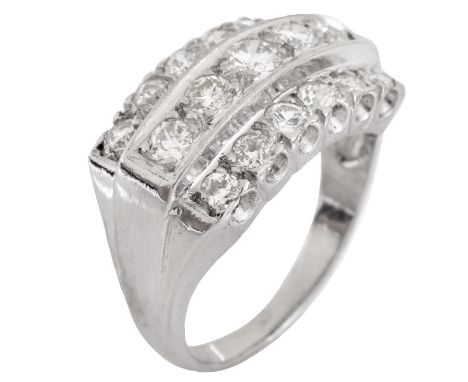 Vintage Approx. 1.85 Carat Round Brilliant Cut Diamond and Platinum Ring. Stamped Platinum. Ring size 7. Approx. weight: 7.7 