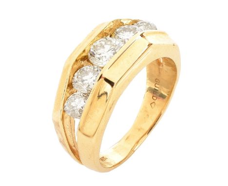 Man's Vintage Approx. 1.75 Carat Five (5) Round Brilliant Cut Diamond and 14 Karat Yellow Gold Ring. Stamped14K. Ring size 8.